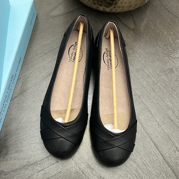 LIFESTRIDE Adalene Flats (WIDE) - Picture 4 of 9